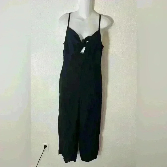Old Navy Jumpsuit Womens Medium Black Linen Blend Twist Front Tie Strap - Picture 2 of 13